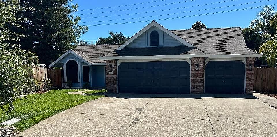 1st image of 145 Chesterfield Way