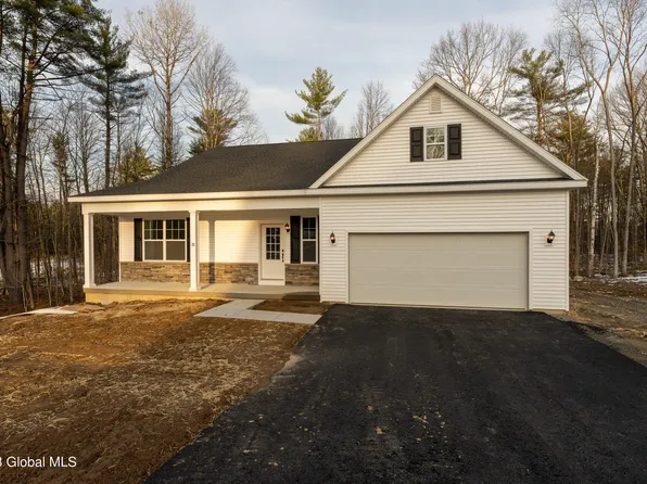 17 Appleton Street, Ballston Lake, NY 12019
