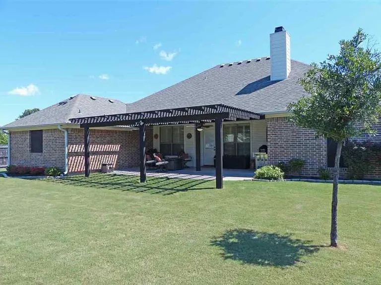 14 N Shore Cir — Photo 24
