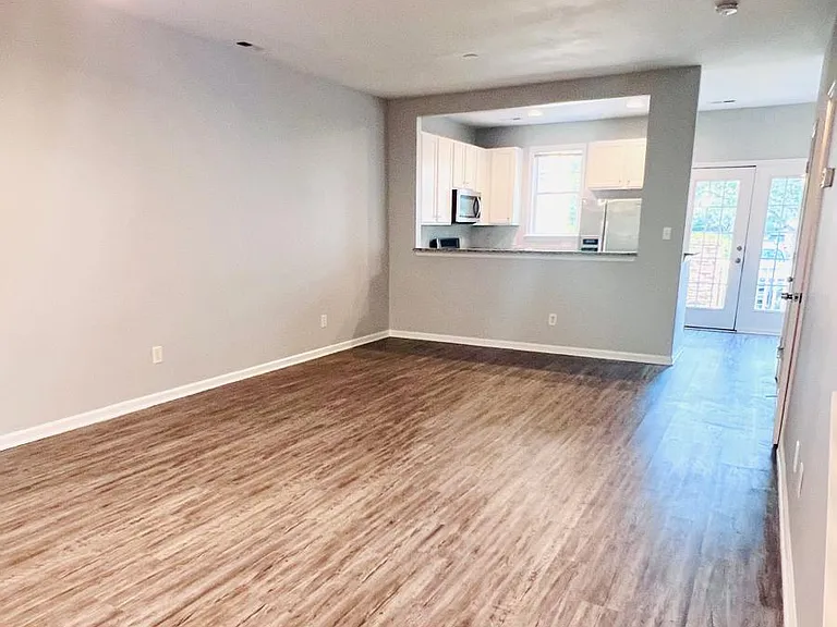 10322 McGoogan Ln #64 — Photo 4