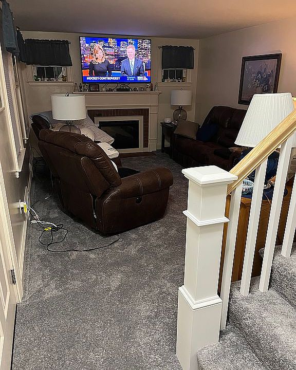 2nd image of 61 Neck St