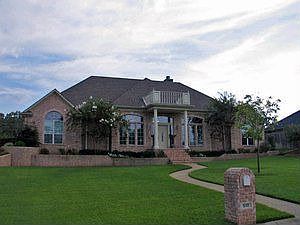 1st image of 510 Southcreek Dr