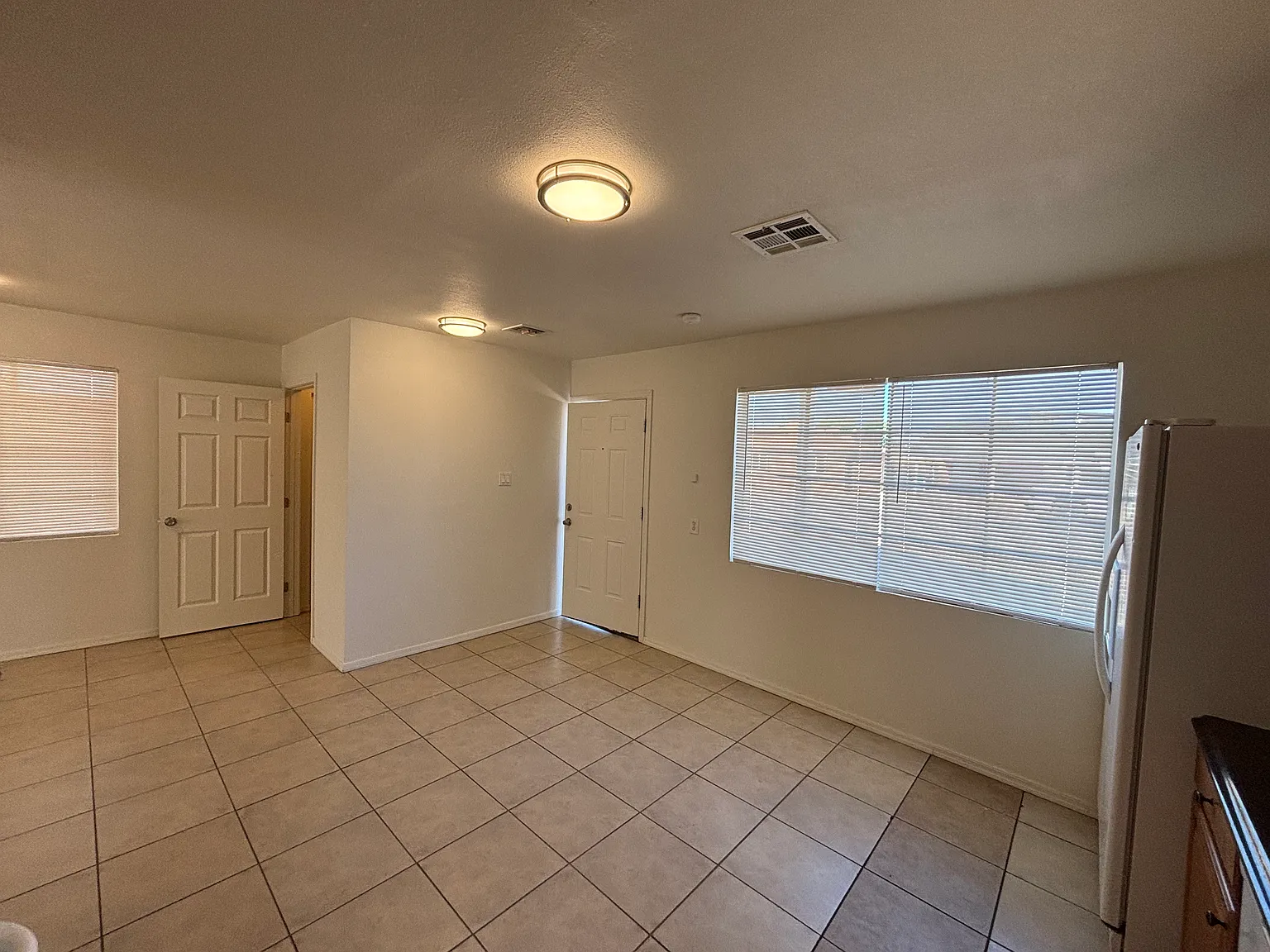 4 bed, 1506 sqft, $2,000 — Photo 3