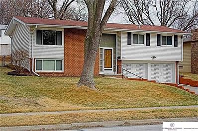 2nd image of 9456 Mockingbird Dr