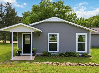 11530 Pearce Rd, Fayetteville, AR 72701