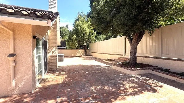1571 Kiowa Crest Dr — Photo 15