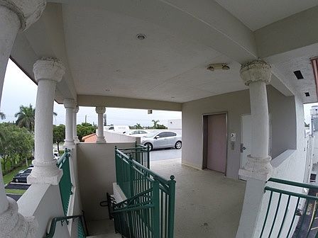 1st image of 10200 NW 25th St Ste 113