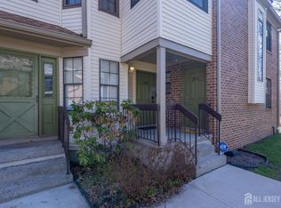 2706 Lighthouse Ln, Parlin, NJ