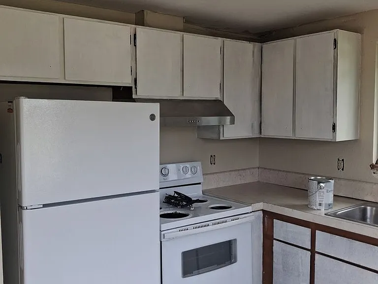 1124 Fordney St — Photo 1