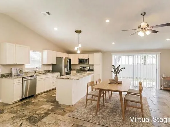 16051 Grass Lake Dr, Tampa, FL 33618