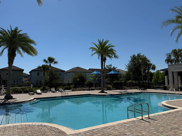 12621 Salomon Cove Dr — Photo 30