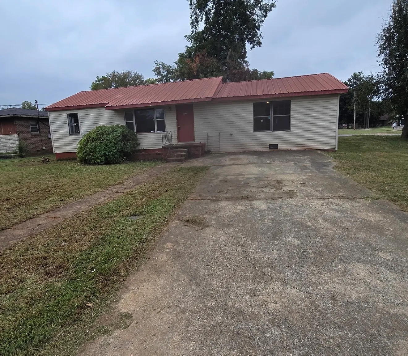 3 bed, 1614 sqft, $1,250 — Photo 1