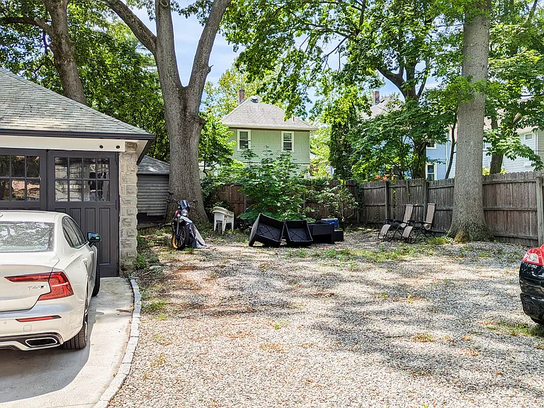 23 Savoy St — Photo 25