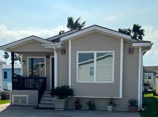 529 W Clam Cir, Port Isabel, TX 78578