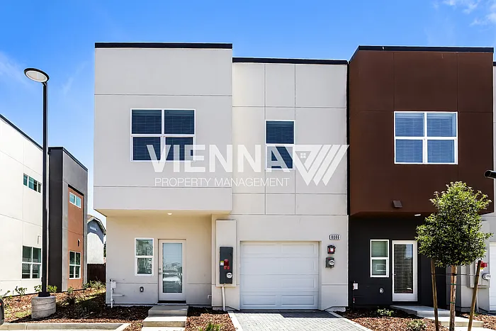 8086 Quiet Knolls Dr — Photo 1