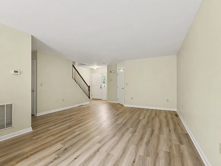 7225 Capital Dr #1 — Photo 4