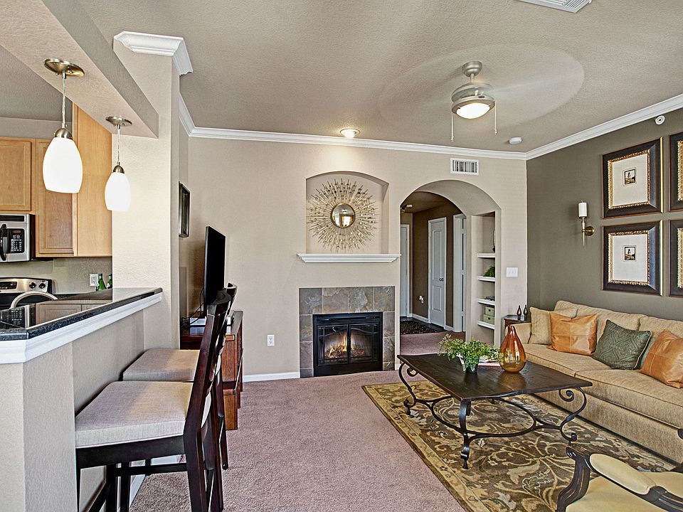 The Palms at Briarwood Living Area