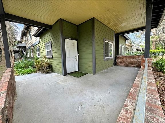 3rd image of 537 Cypress Ave