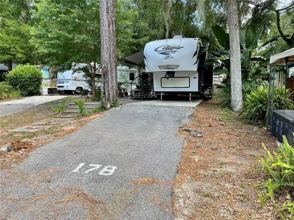 25232 NE 143rd St, Fort Mc Coy, FL 32134
