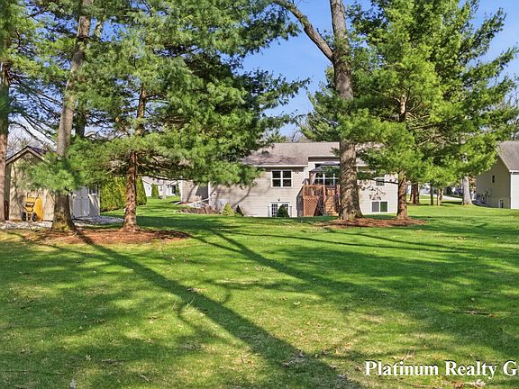 4th image of 6563 Black Hawk Ln