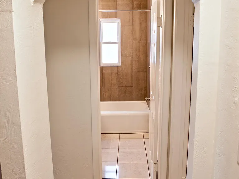 2544 Lamar St — Photo 13