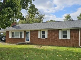 138 Tinkling Spring Rd, Fishersville, VA 22939