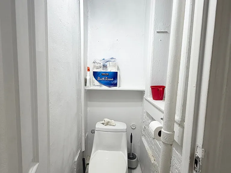 120 Mac Dougal St #3 — Photo 6