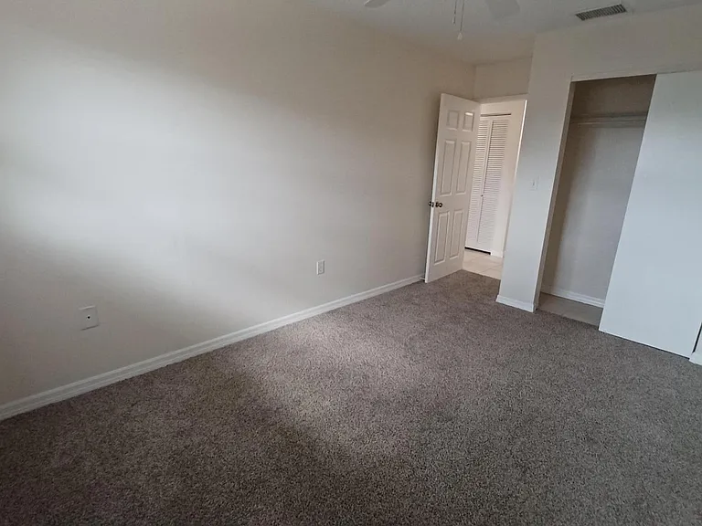 280 Ulster Ln — Photo 12