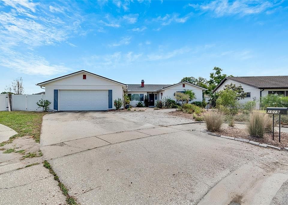 1st image of 1019 Croydonwood Cir