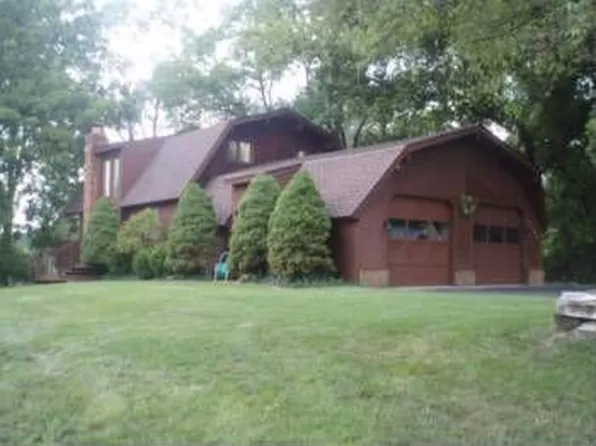 4162 Bauer Rd, Brighton, MI 48116