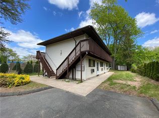 12 Spring St APT 2A, Plainville, CT 06062