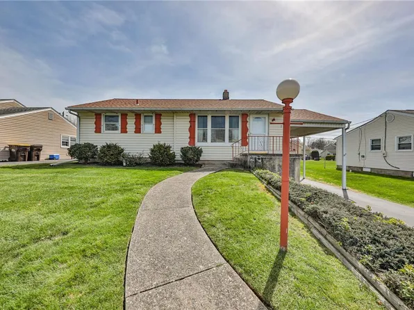 4318 Winfield Ter, Easton, PA 18045