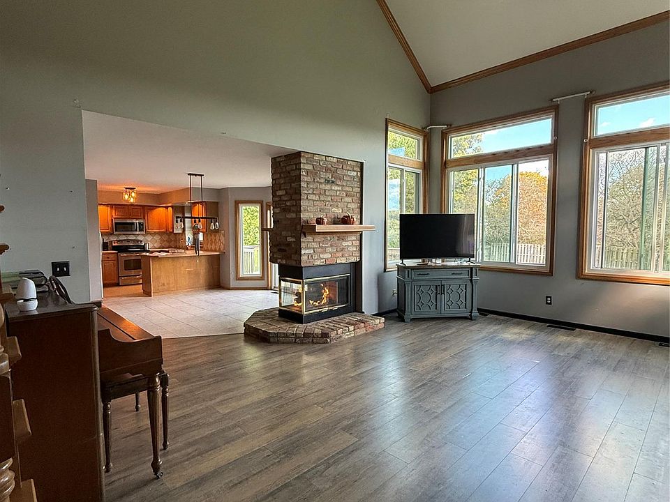 12220 Moceri Dr, photo 10