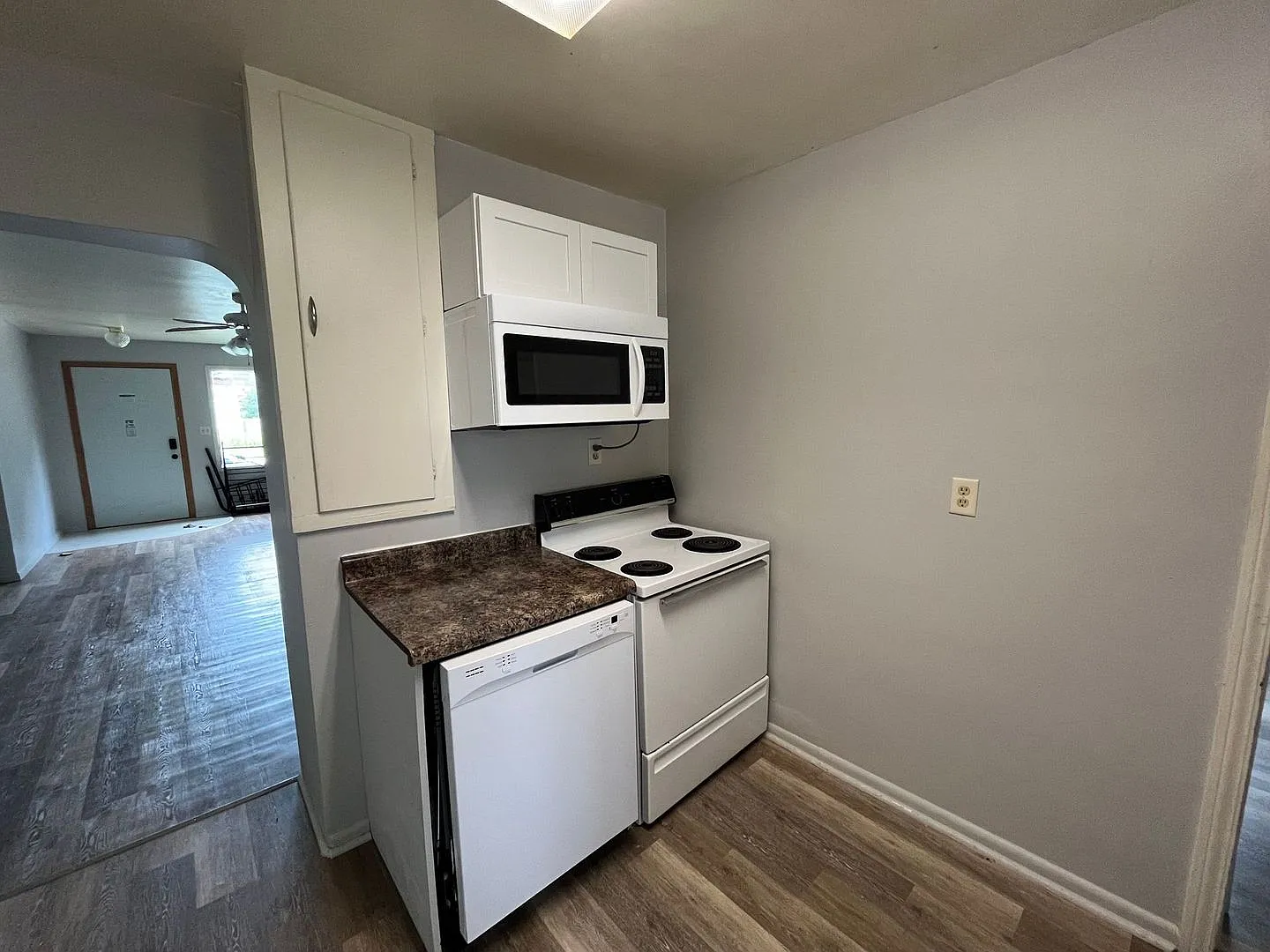 510 S 4th Avenue — Photo 3
