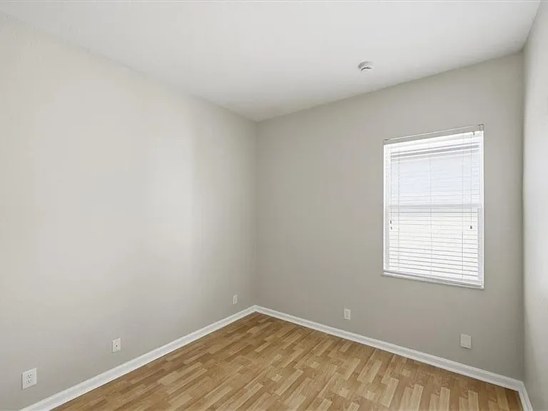 6217 Spring Lake Ter — Photo 8