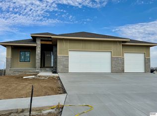 4503 S 203rd Ave, Omaha, NE 68135