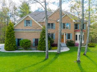 28 Miner Rd, Auburn, NH 03032