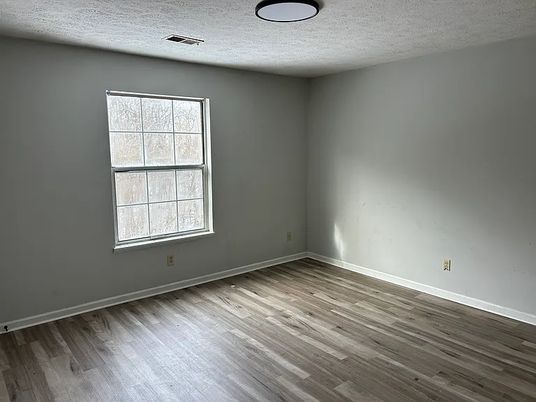 255 Centennial Dr #2D — Photo 6
