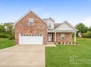 945 Beverly Ct, Spring Hill, TN 37174