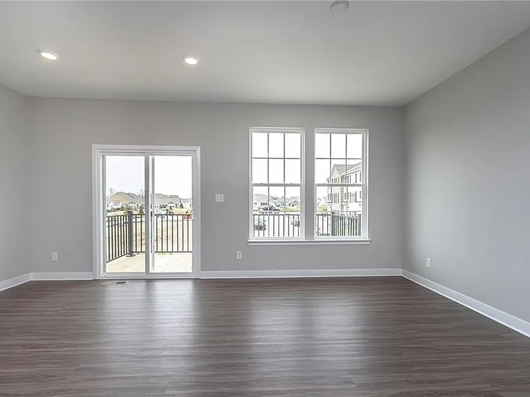 3511 Buckner Dr — Photo 16