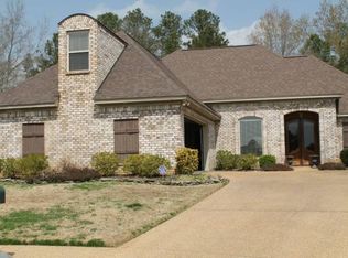 108 Lawston Ct, Byram, MS 39272