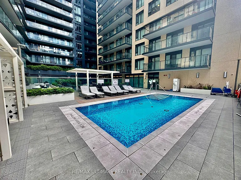 543 Richmond St W #1416 — Photo 17