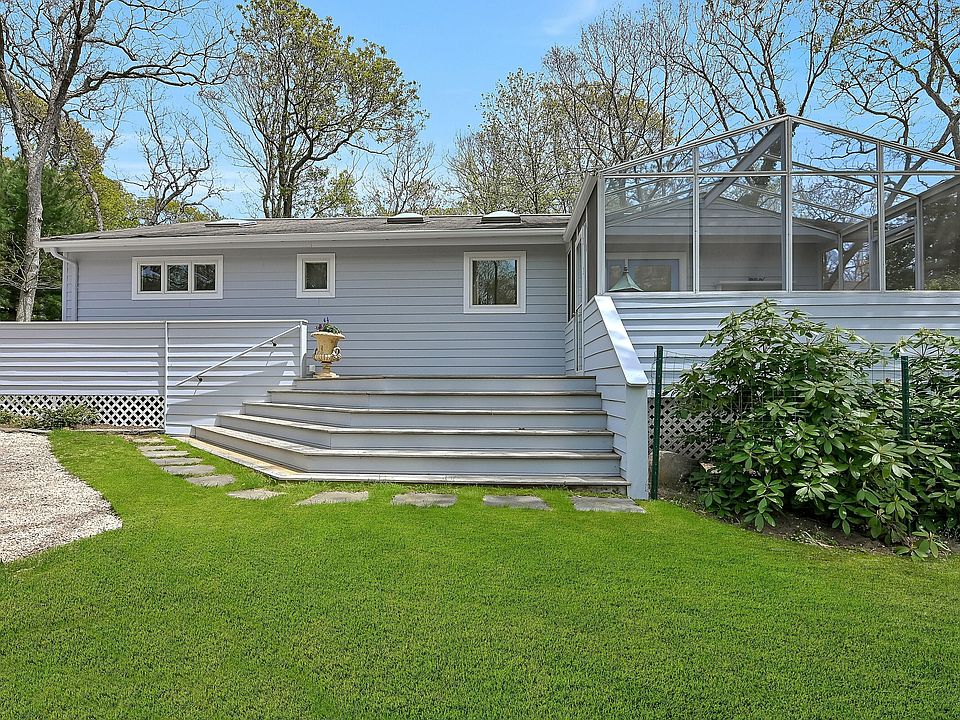 1st image of 6 Pioneer Ln