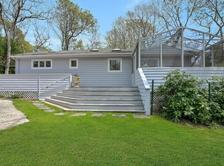 6 Pioneer Ln, East Hampton, NY 11937