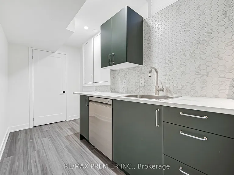 60 Del Francesco Way #BASEMENT — Photo 29