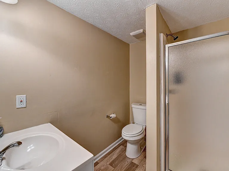 1170 Atlantic Dr NW — Photo 56