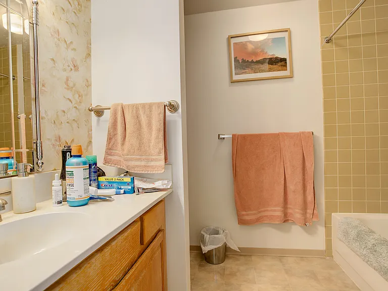 1850 Folsom St #609 — Photo 12