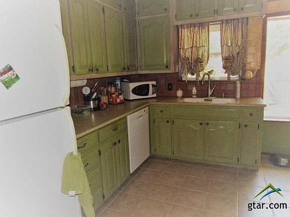5th image of 1003 Swanson Dr
