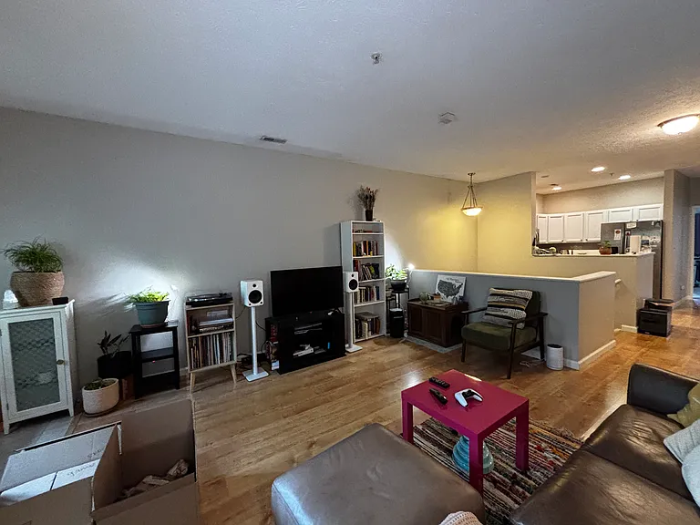 6564 Reserve Dr — Photo 7