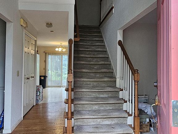 2nd image of 8342 Country Brook Dr